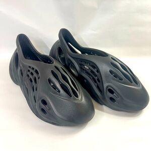 Men’s Size 8 / Women’s Size 9.5 Adidas Yeezy Foam RNR - Color Onyx